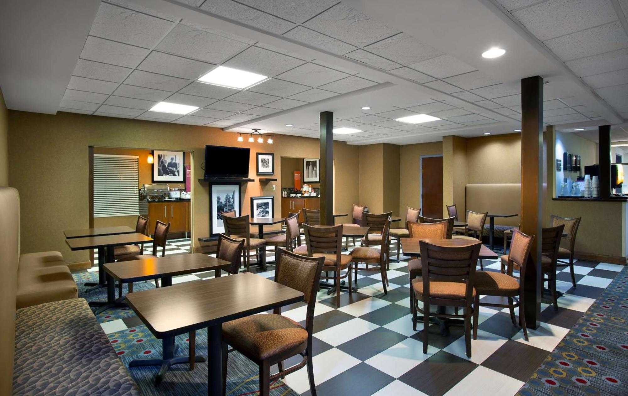 Hampton Inn Helen Exterior foto