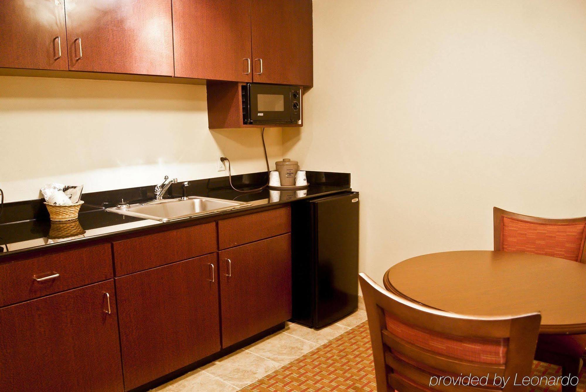 Hampton Inn Helen Habitación foto